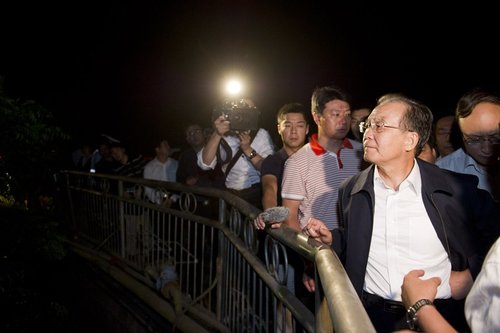 云南被征地农民跪访总理被拘（图）