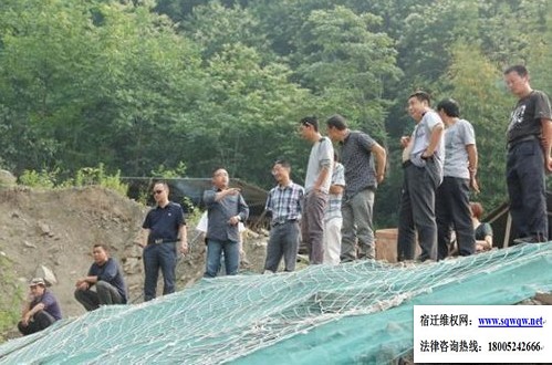 四川北川副县长兰辉坠崖跌入唐家山堰塞湖身亡2